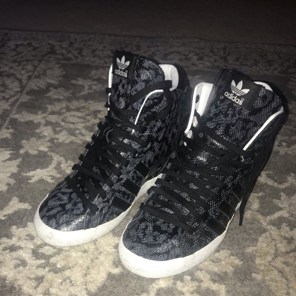 Women’s Addidas